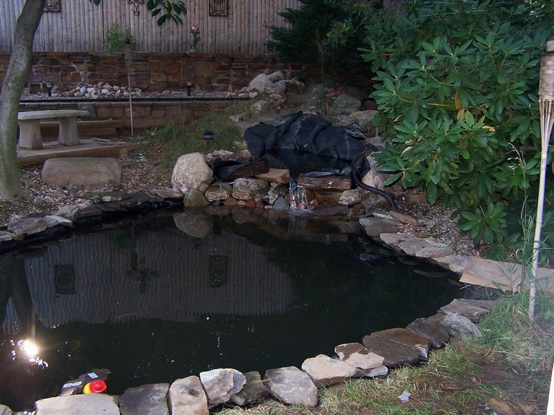 pond047