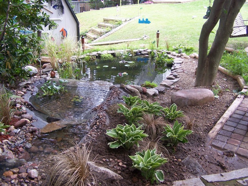 pond080